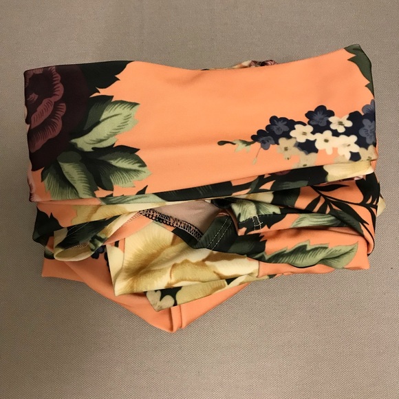 2 pc bathing suit - Picture 3 of 4